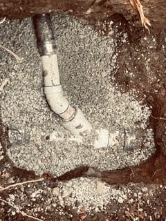 underground-pipe-repair A burst/broken pipe
